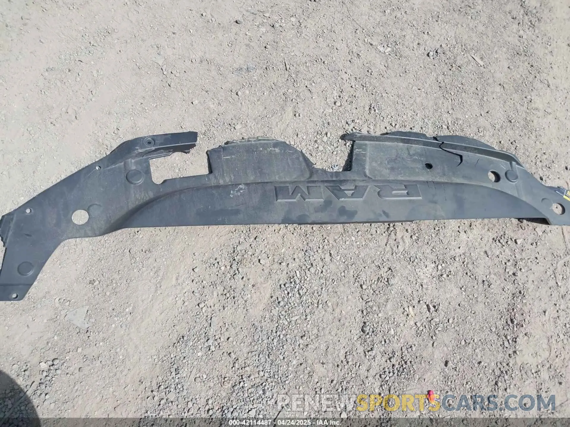 12 Фотография поврежденного автомобиля 1C6RRFMG2NN438866 RAM 1500 2022