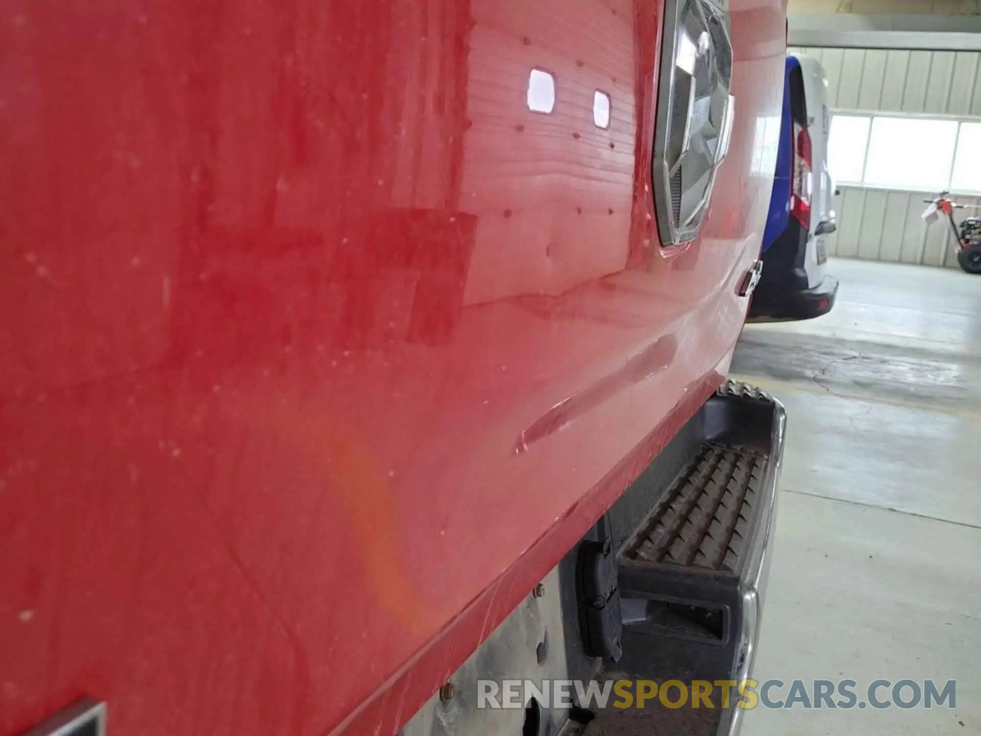 1 Photograph of a damaged car 1C6RRFRG0NN425719 RAM 1500 2022