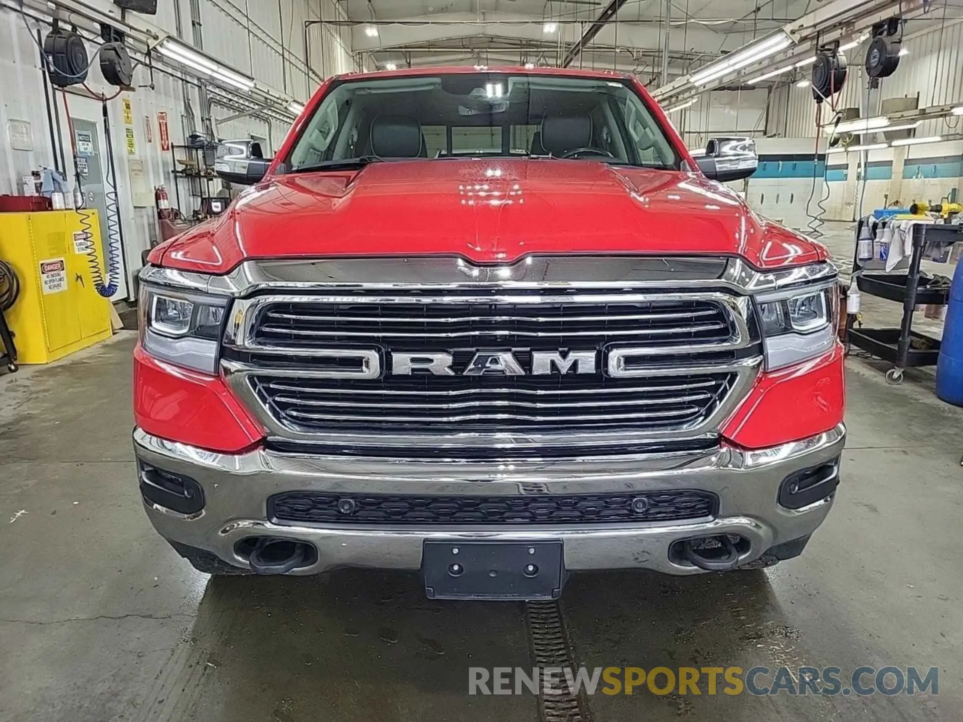 24 Photograph of a damaged car 1C6RRFRG0NN425719 RAM 1500 2022