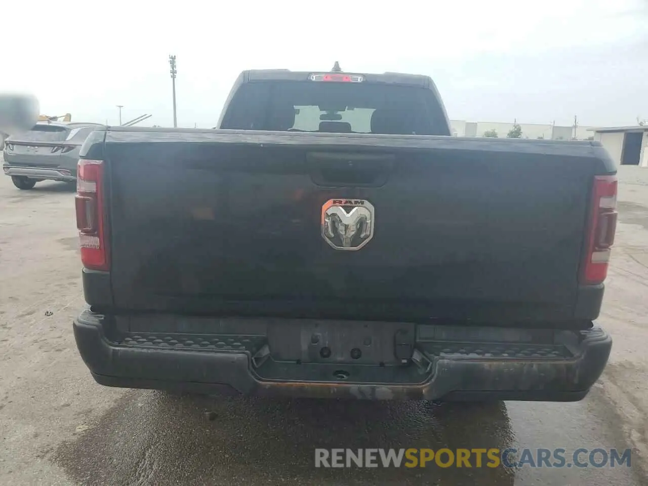 6 Photograph of a damaged car 1C6SRECG3NN382255 RAM 1500 2022