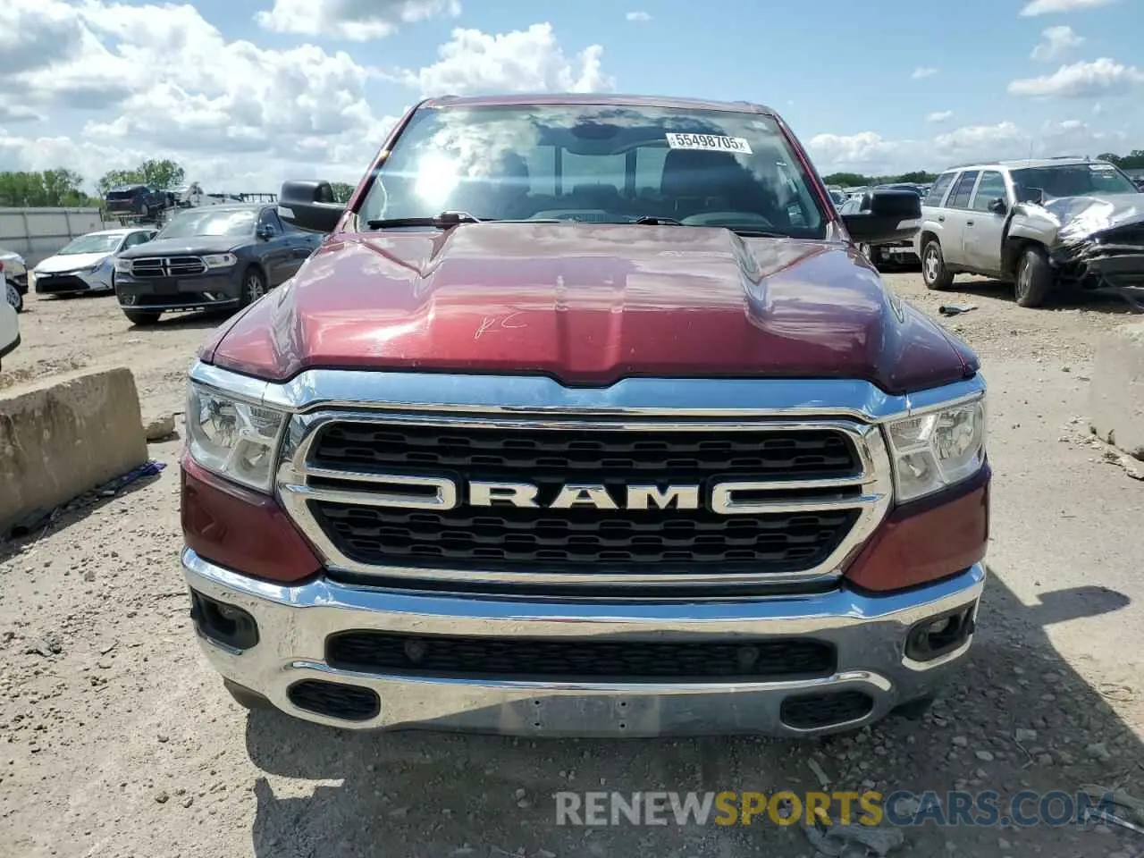 5 Photograph of a damaged car 1C6SRFBT0NN468742 RAM 1500 2022