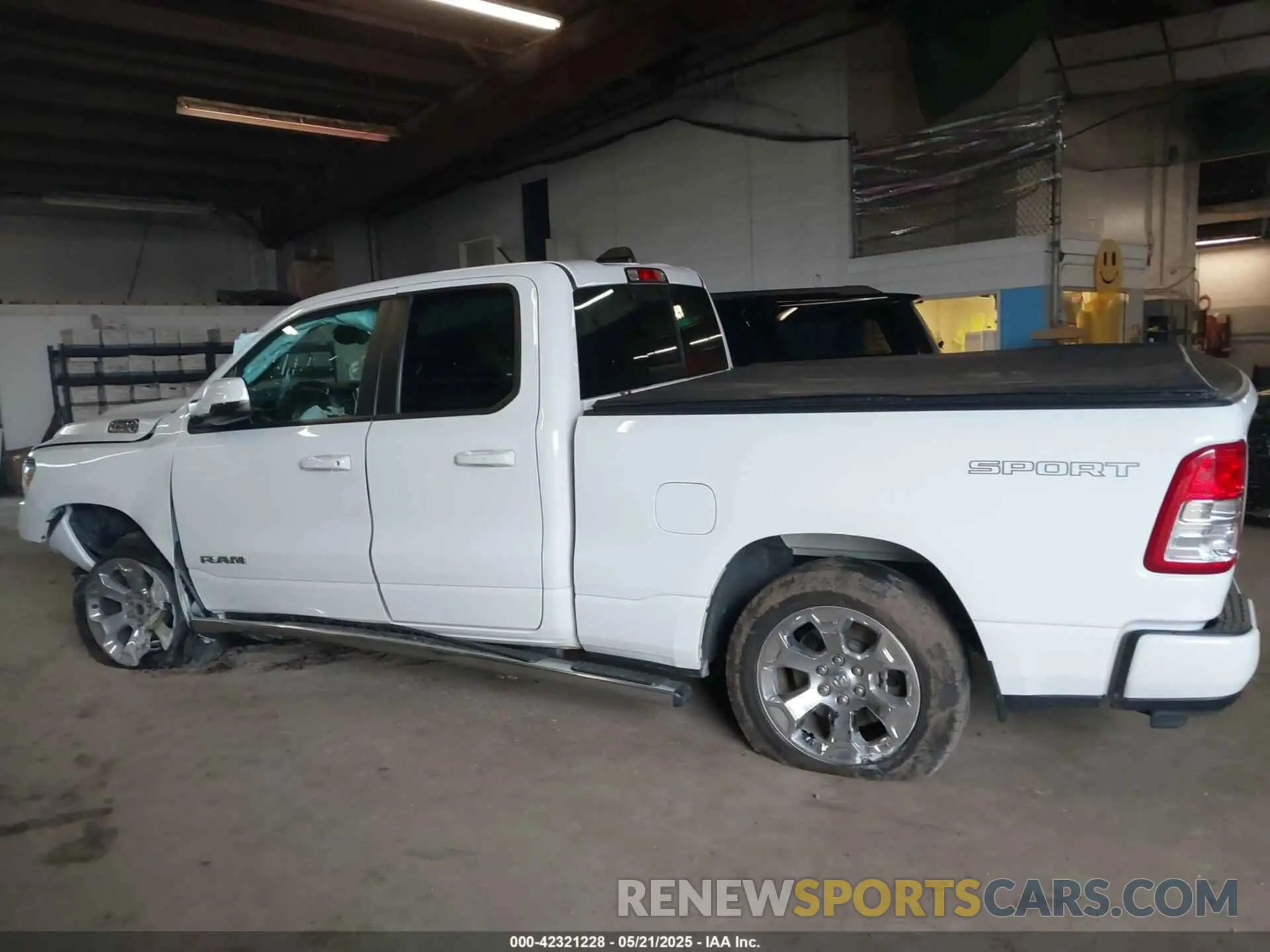 14 Фотография поврежденного автомобиля 1C6SRFBT2NN161749 RAM 1500 2022