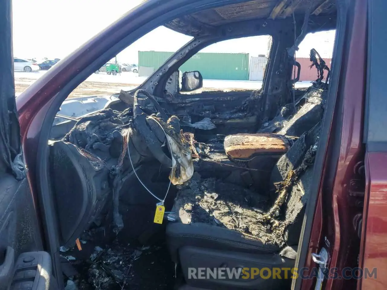7 Photograph of a damaged car 1C6SRFBT3NN206715 RAM 1500 2022