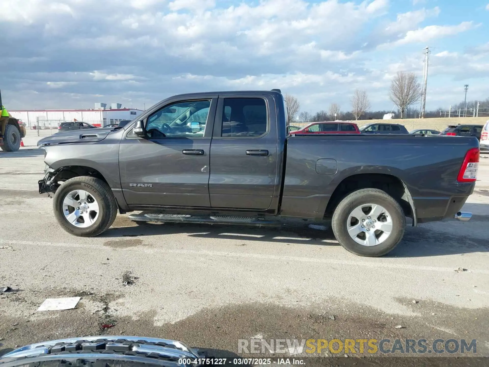 15 Photograph of a damaged car 1C6SRFBT6NN159941 RAM 1500 2022