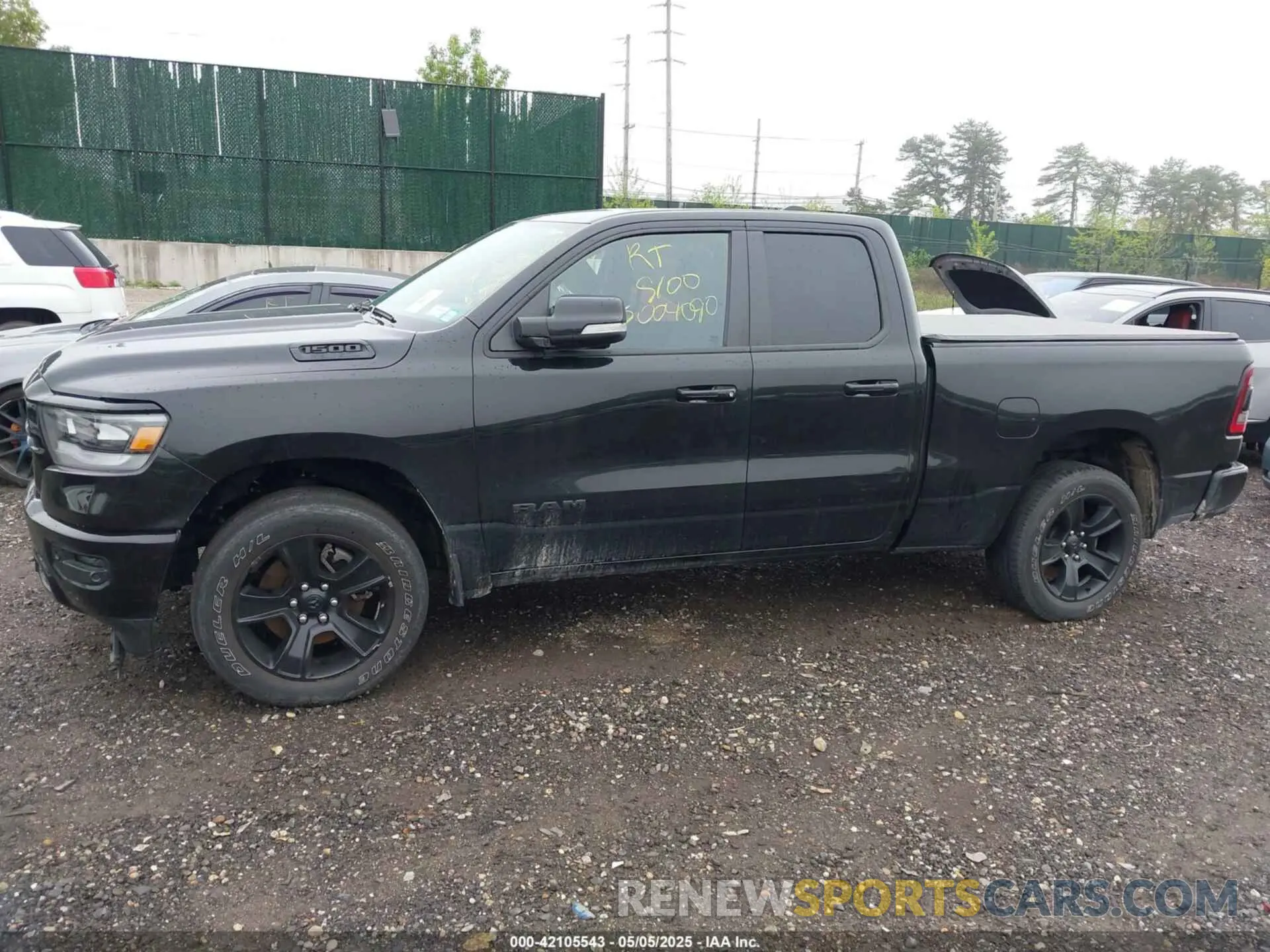 13 Photograph of a damaged car 1C6SRFBT7NN203137 RAM 1500 2022