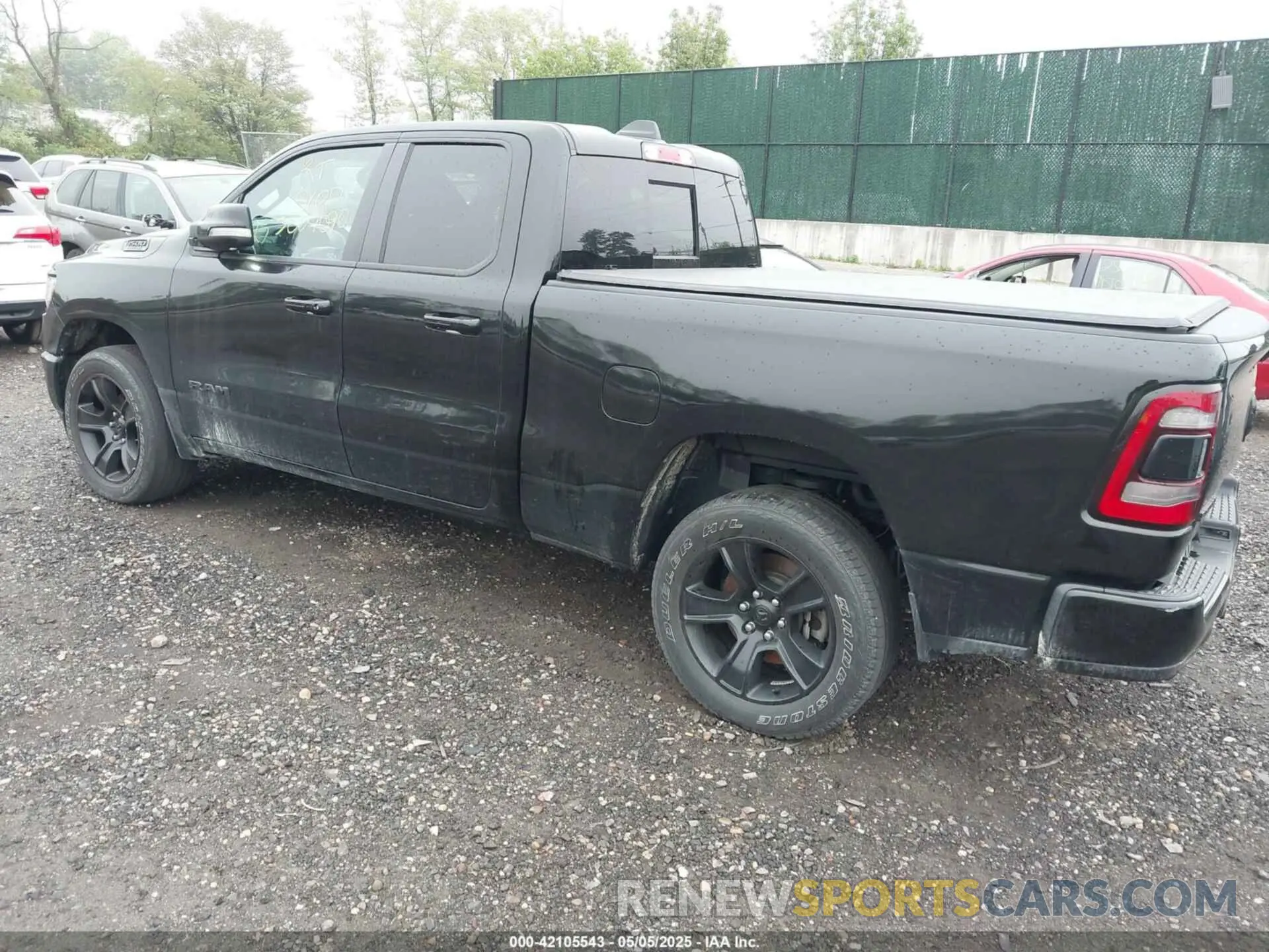 3 Photograph of a damaged car 1C6SRFBT7NN203137 RAM 1500 2022
