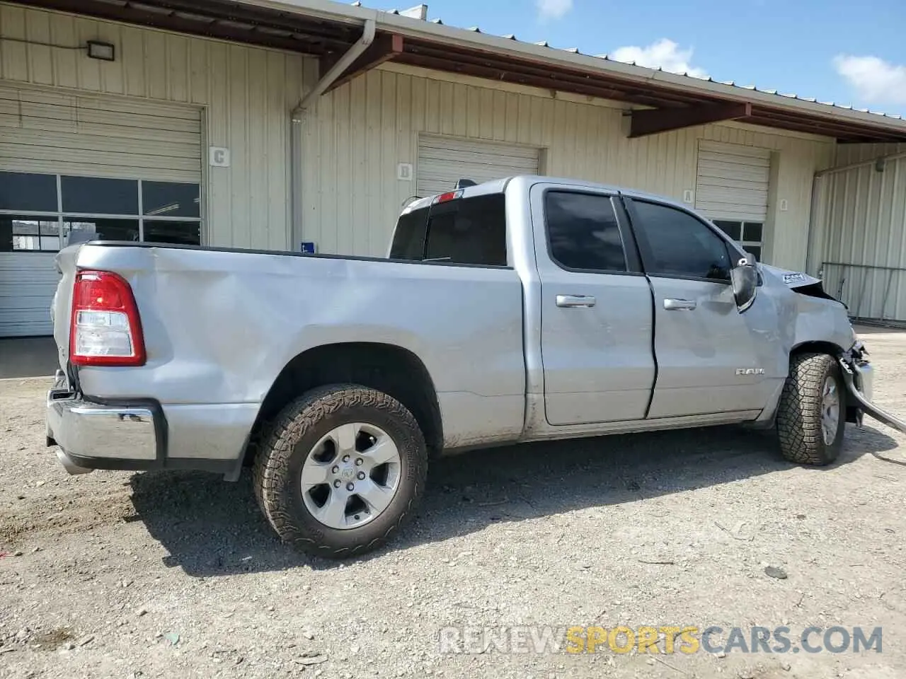 3 Photograph of a damaged car 1C6SRFBT7NN225008 RAM 1500 2022