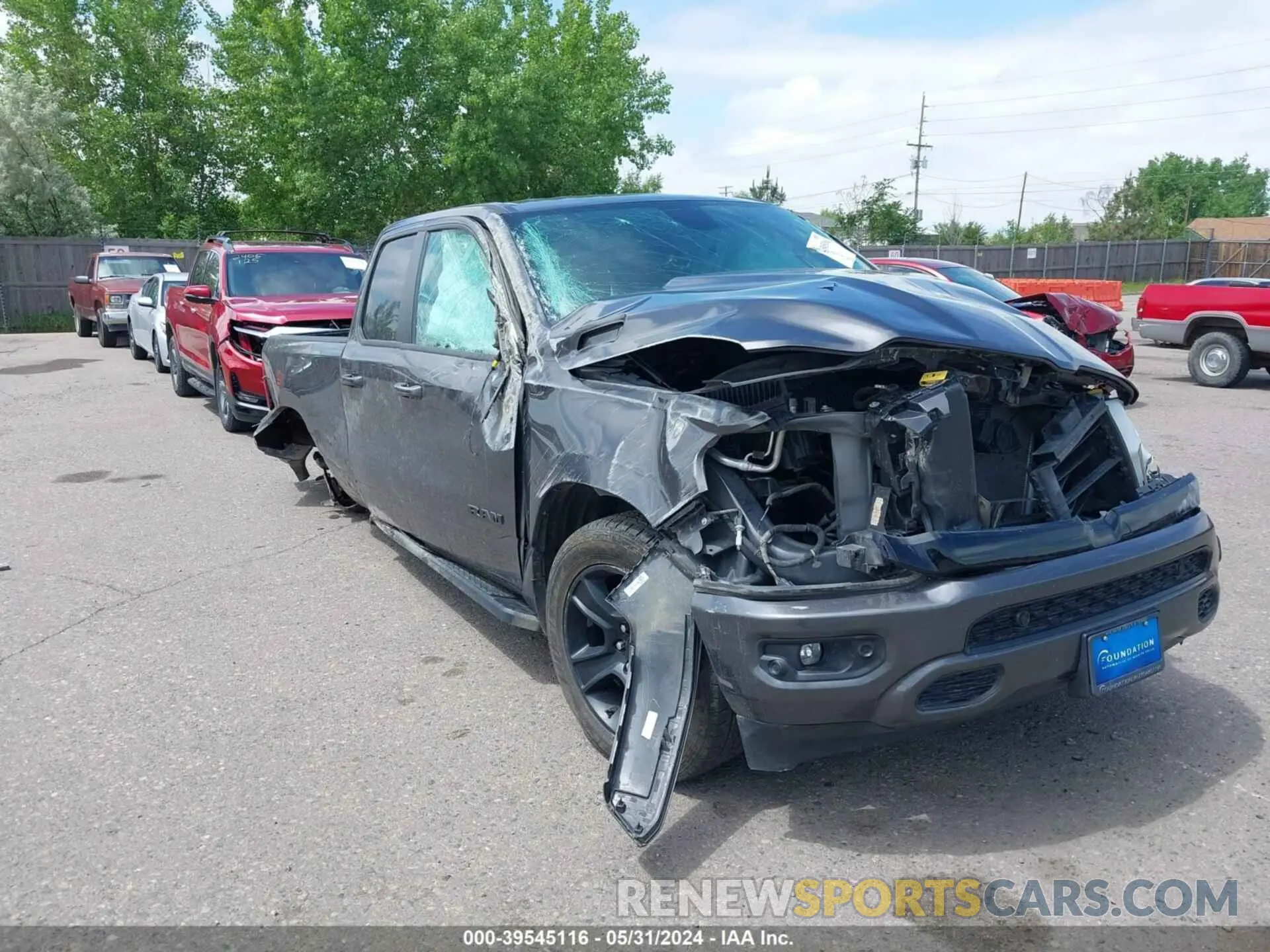 6 Photograph of a damaged car 1C6SRFBT8NN229410 RAM 1500 2022