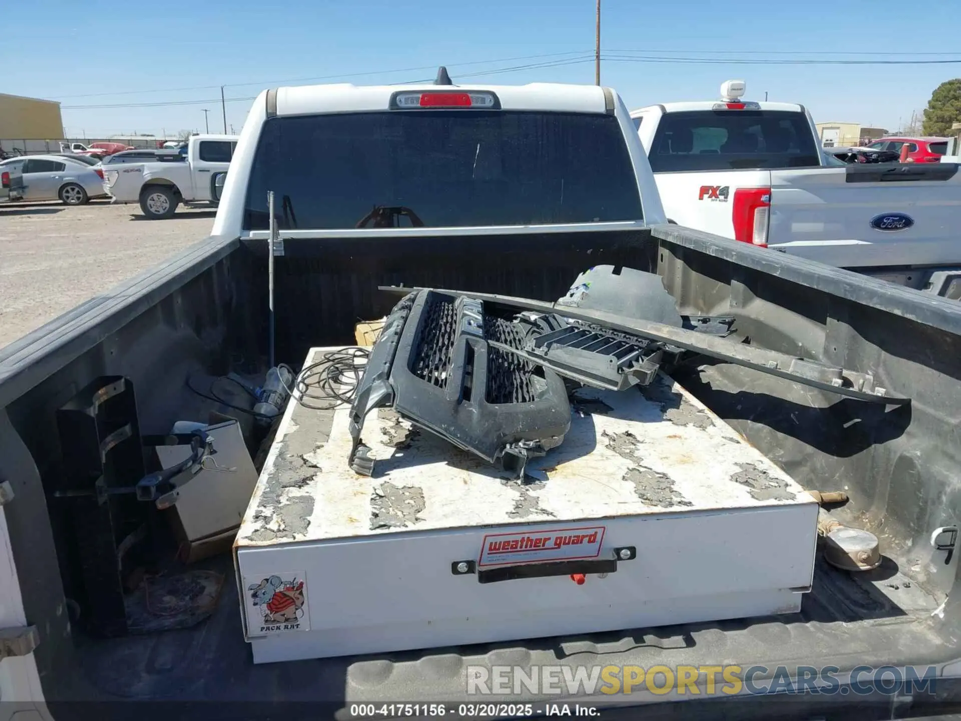 12 Photograph of a damaged car 1C6SRFCT3NN433580 RAM 1500 2022
