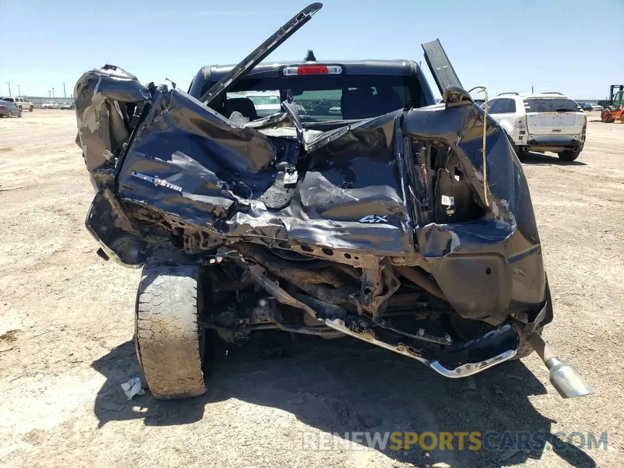 6 Photograph of a damaged car 1C6SRFFT0NN154812 RAM 1500 2022