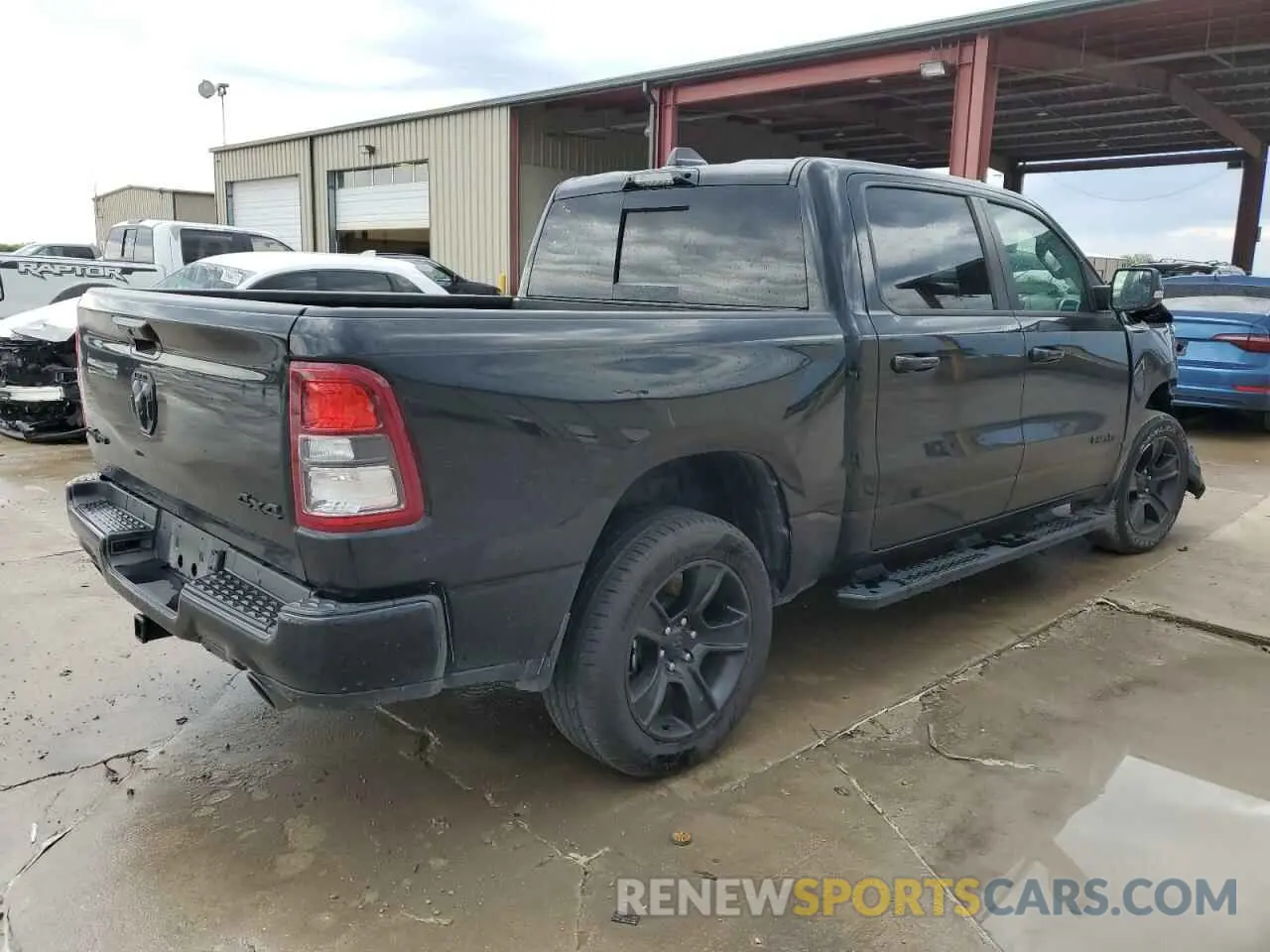 3 Photograph of a damaged car 1C6SRFFT1NN313174 RAM 1500 2022