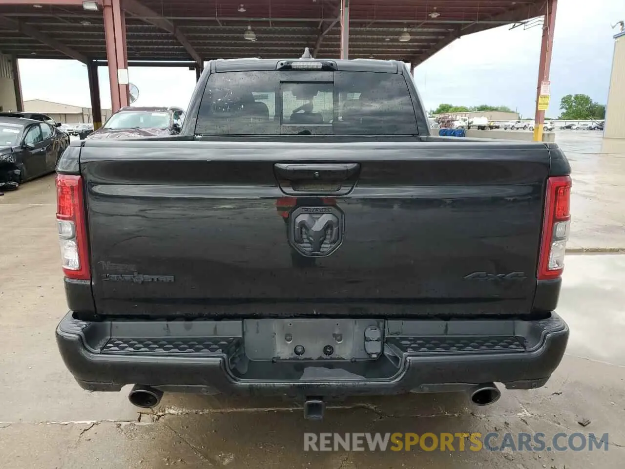 6 Photograph of a damaged car 1C6SRFFT1NN313174 RAM 1500 2022