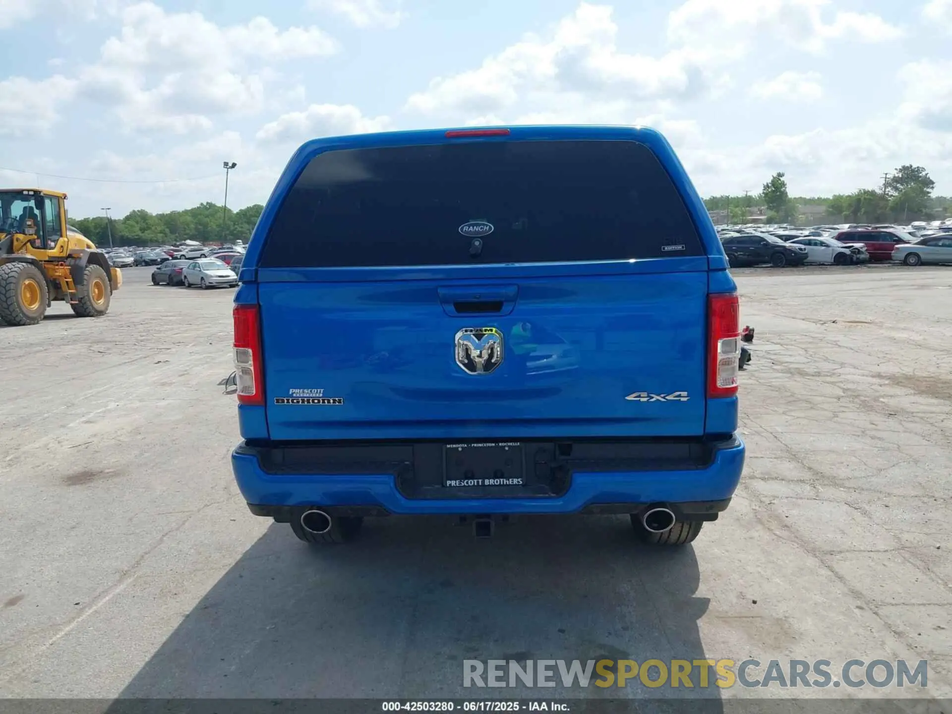 16 Фотография поврежденного автомобиля 1C6SRFFT1NN401769 RAM 1500 2022
