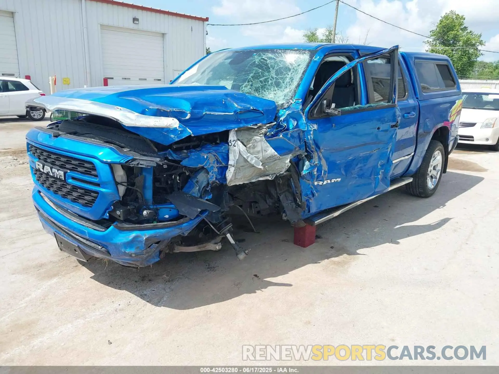 2 Фотография поврежденного автомобиля 1C6SRFFT1NN401769 RAM 1500 2022