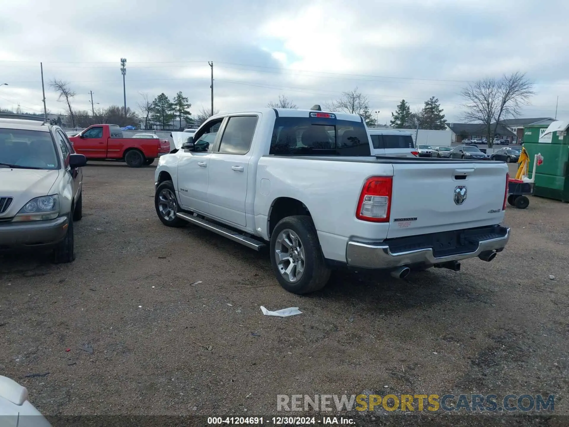 3 Photograph of a damaged car 1C6SRFFT2NN320943 RAM 1500 2022