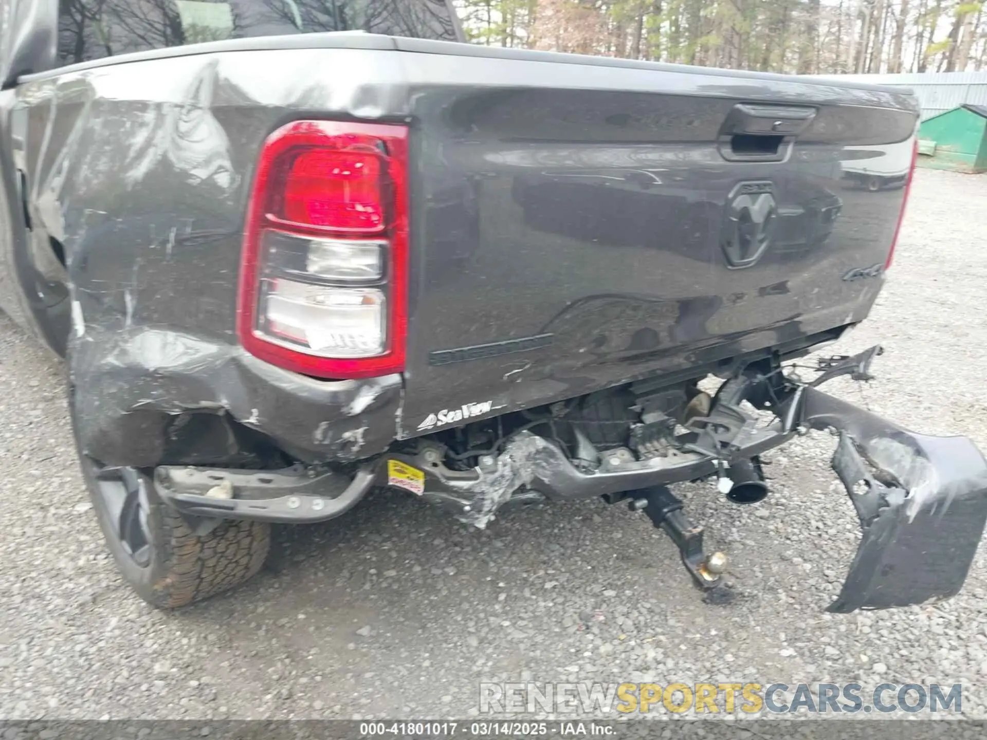 6 Photograph of a damaged car 1C6SRFFT3NN279836 RAM 1500 2022