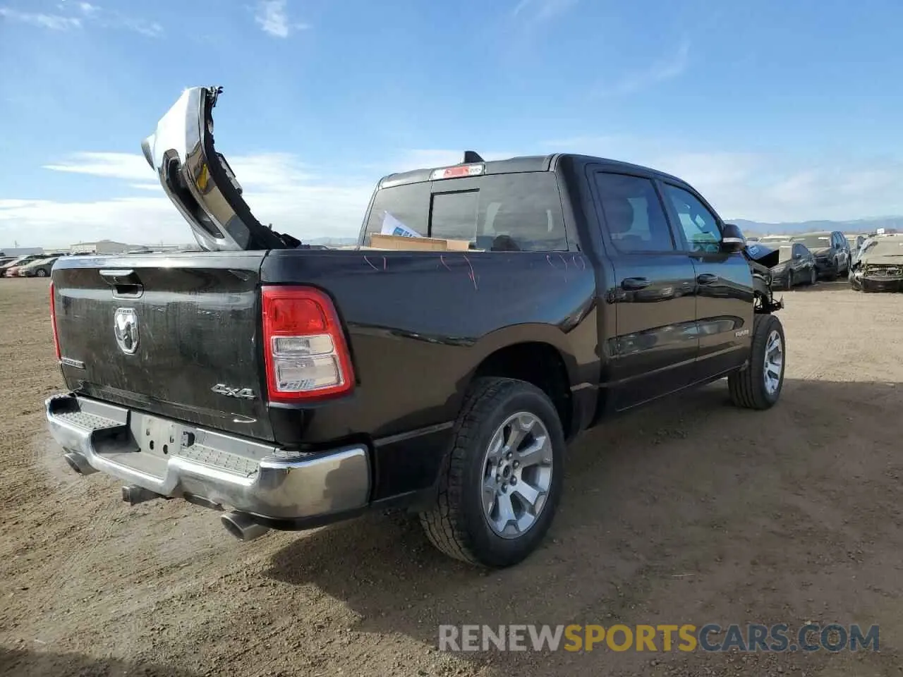 3 Photograph of a damaged car 1C6SRFFT5NN330737 RAM 1500 2022