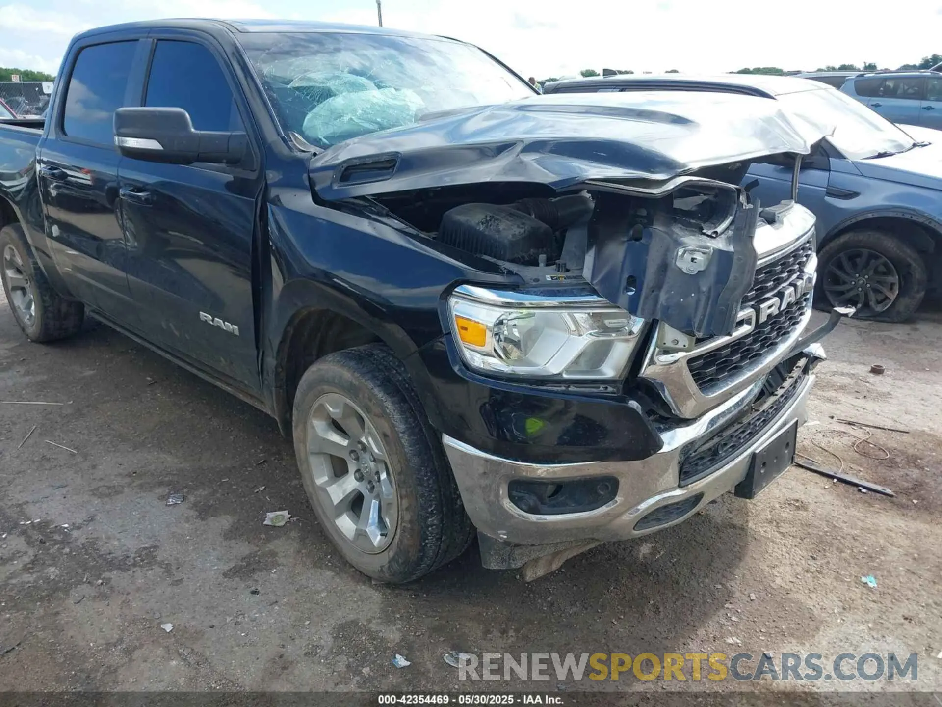 6 Photograph of a damaged car 1C6SRFFT7NN460826 RAM 1500 2022
