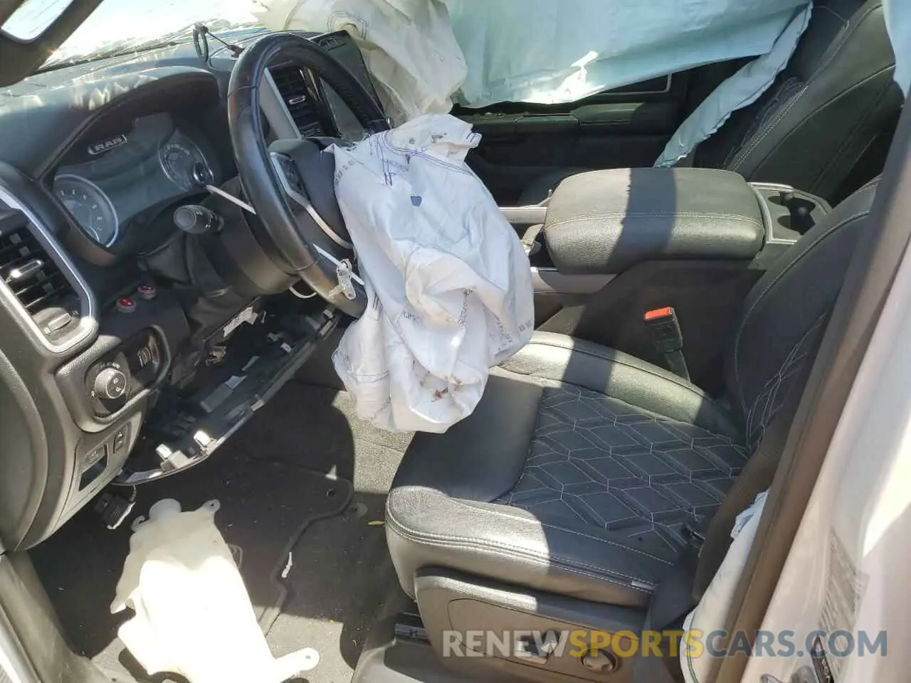 7 Photograph of a damaged car 1C6SRFFT9NN194208 RAM 1500 2022