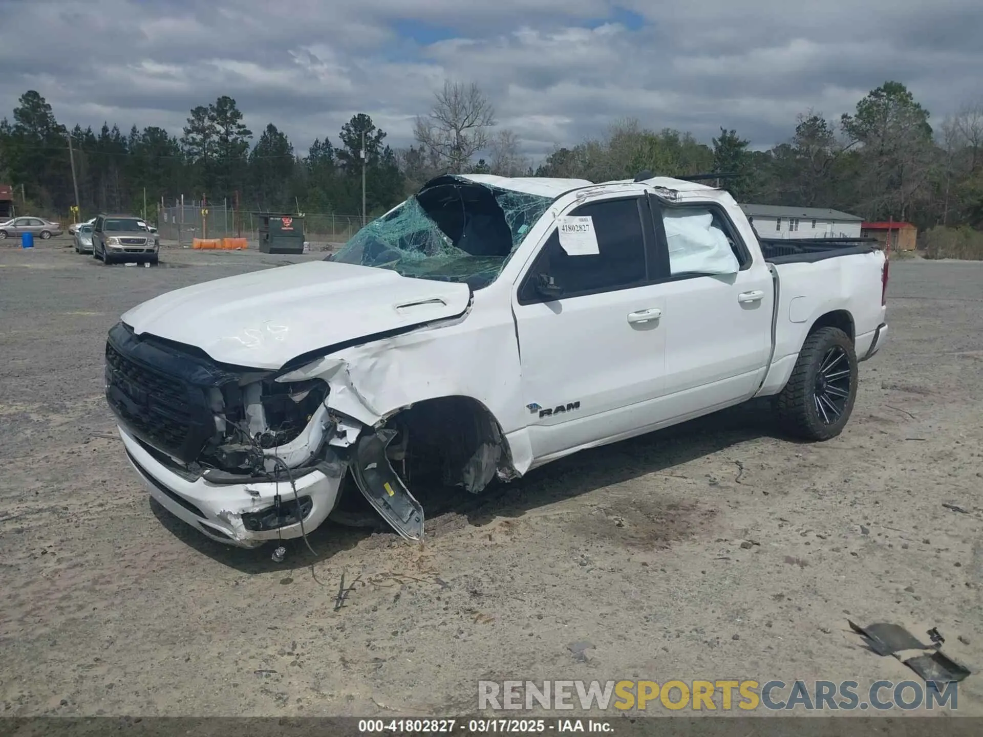 2 Photograph of a damaged car 1C6SRFFT9NN222928 RAM 1500 2022