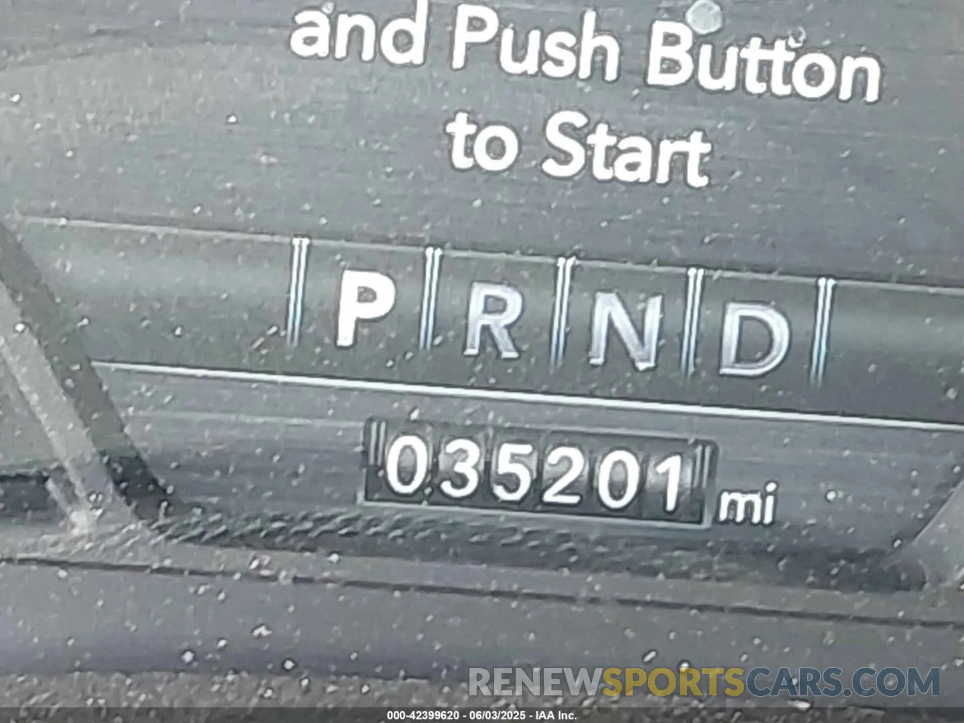 15 Photograph of a damaged car 1C6SRFFTXNN243352 RAM 1500 2022