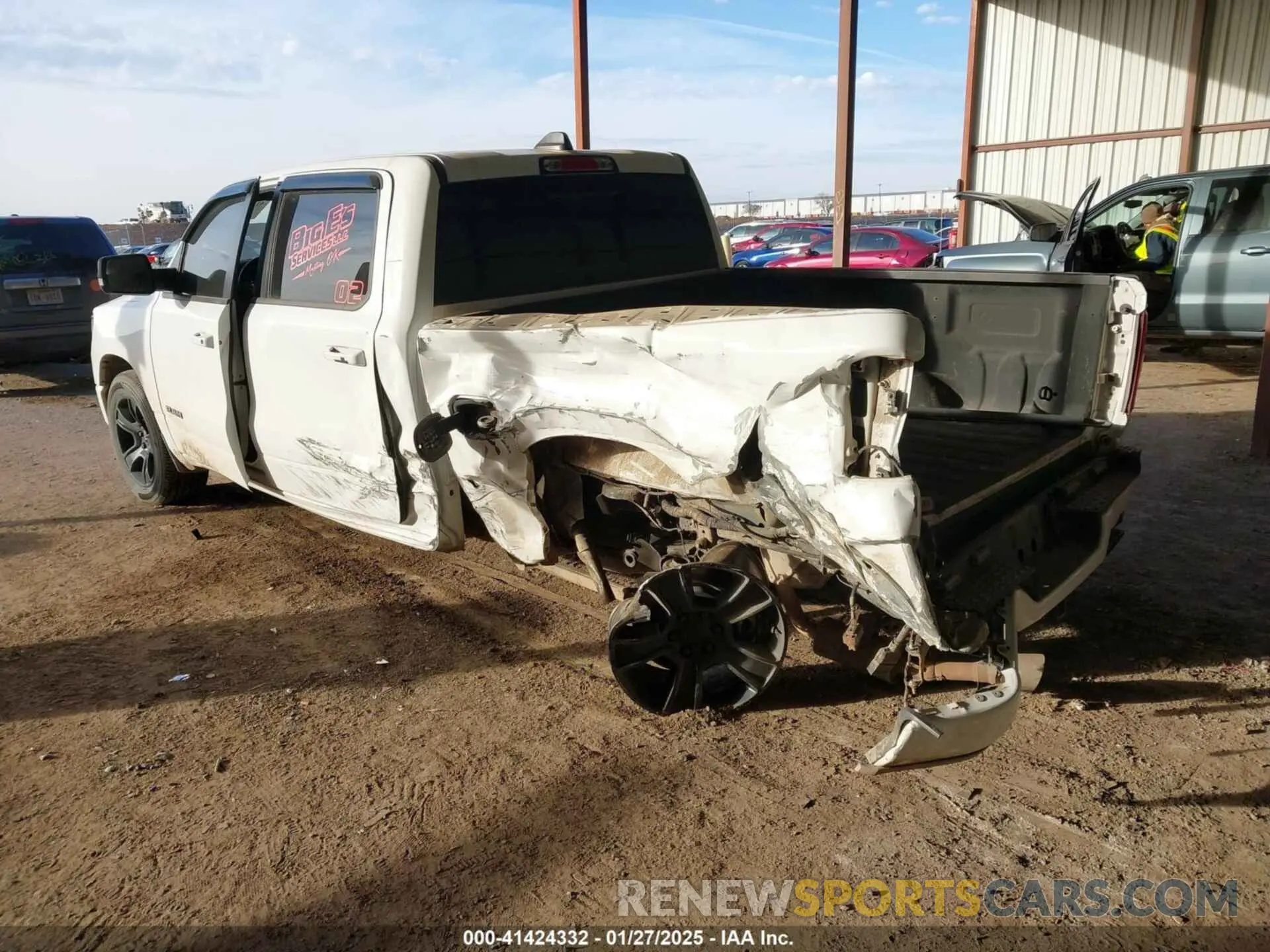3 Photograph of a damaged car 1C6SRFFTXNN351308 RAM 1500 2022