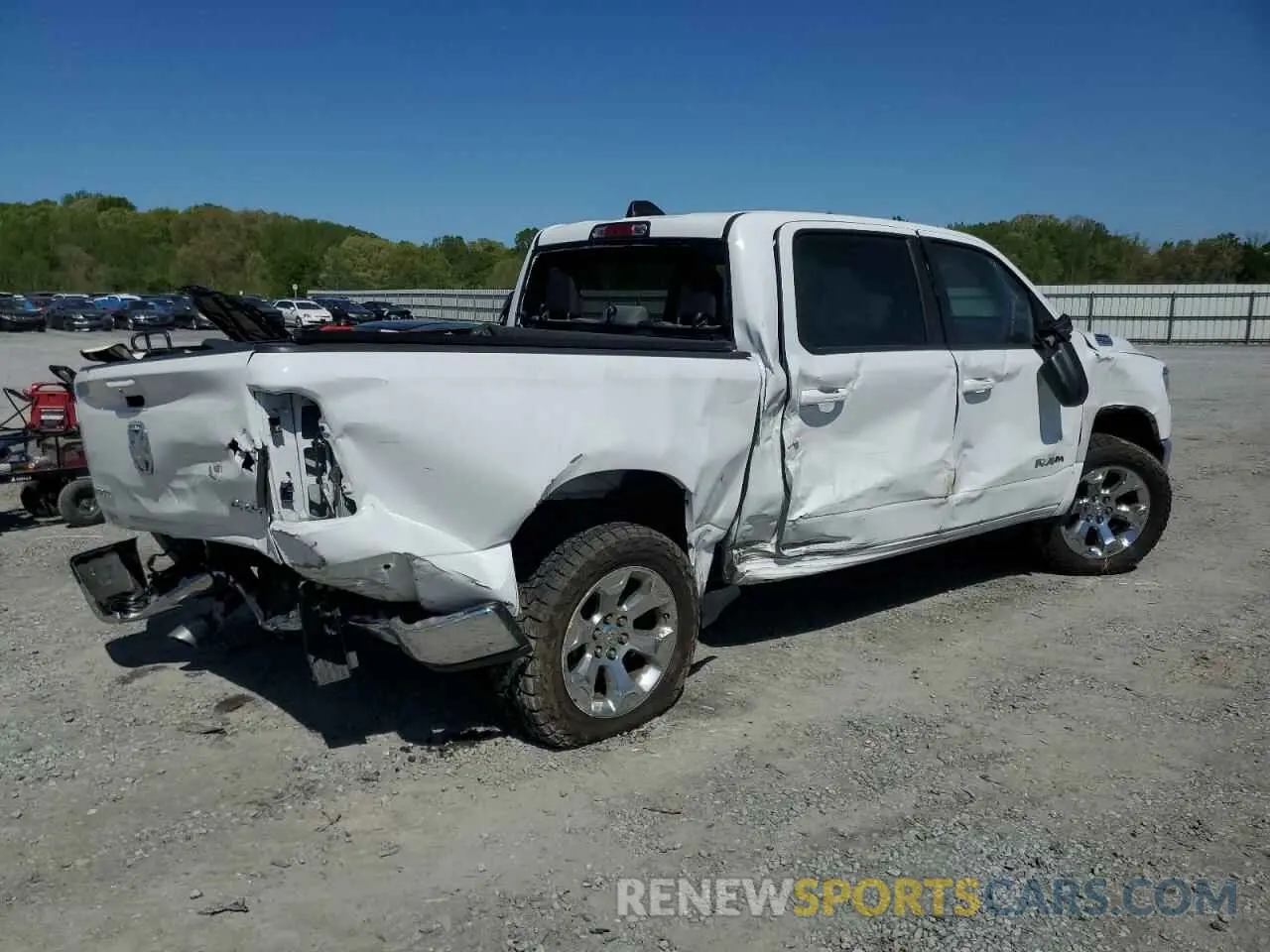 3 Photograph of a damaged car 1C6SRFFTXNN368044 RAM 1500 2022