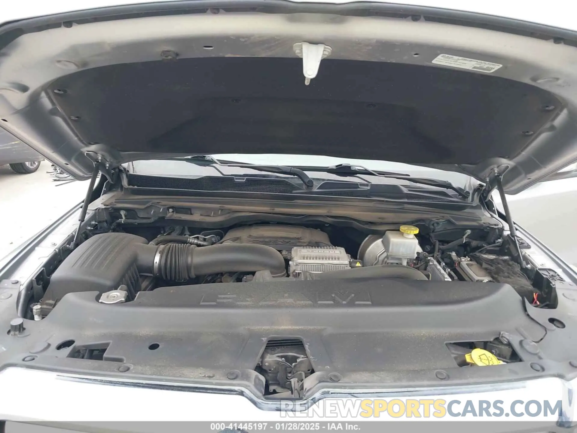 10 Photograph of a damaged car 1C6SRFFTXNN396278 RAM 1500 2022