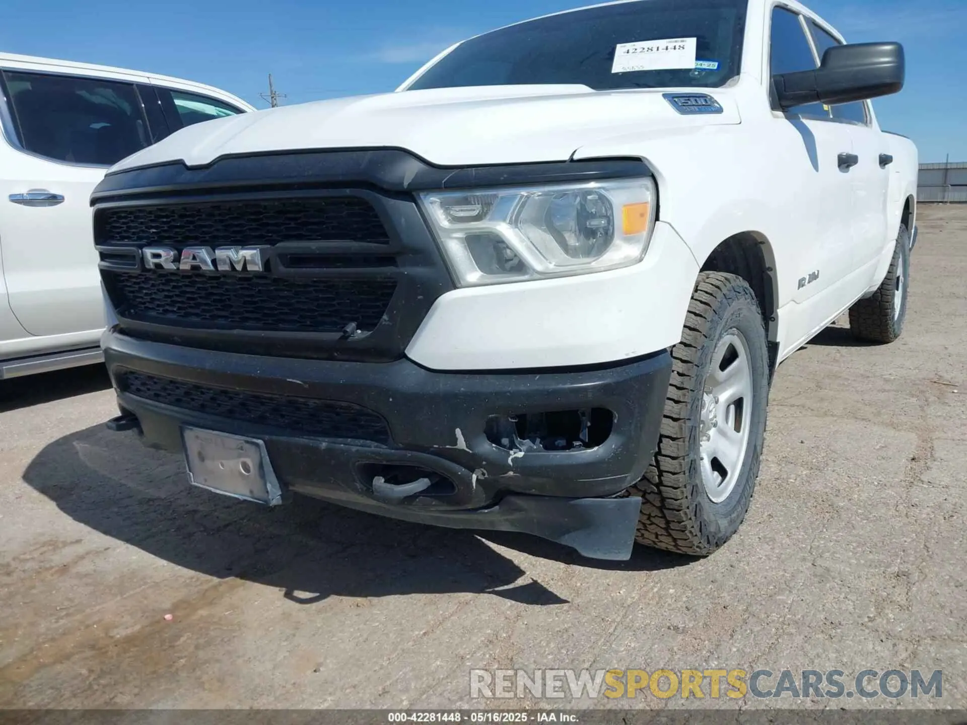 6 Photograph of a damaged car 1C6SRFGT1NN283091 RAM 1500 2022