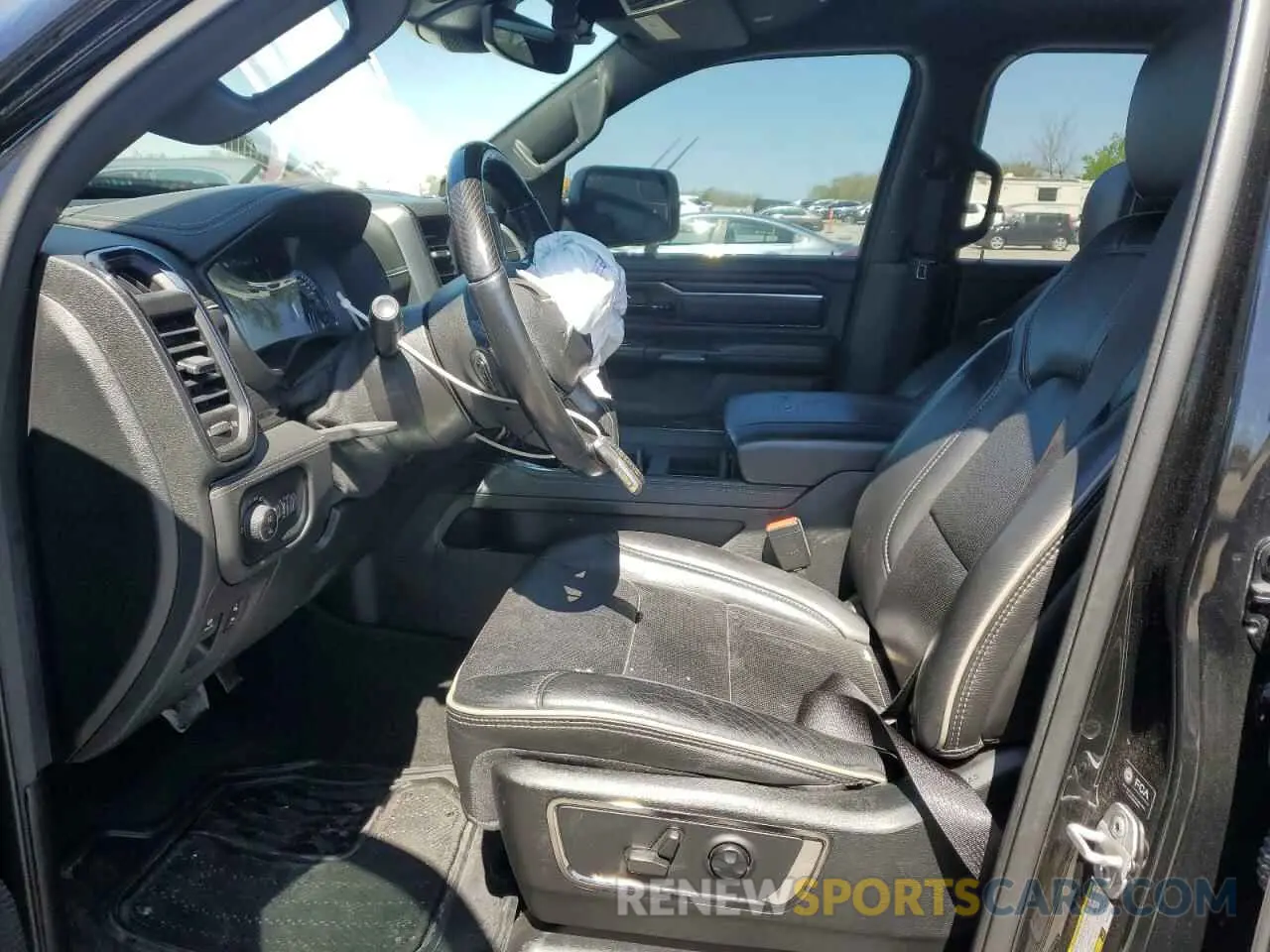 7 Photograph of a damaged car 1C6SRFHT0NN183157 RAM 1500 2022