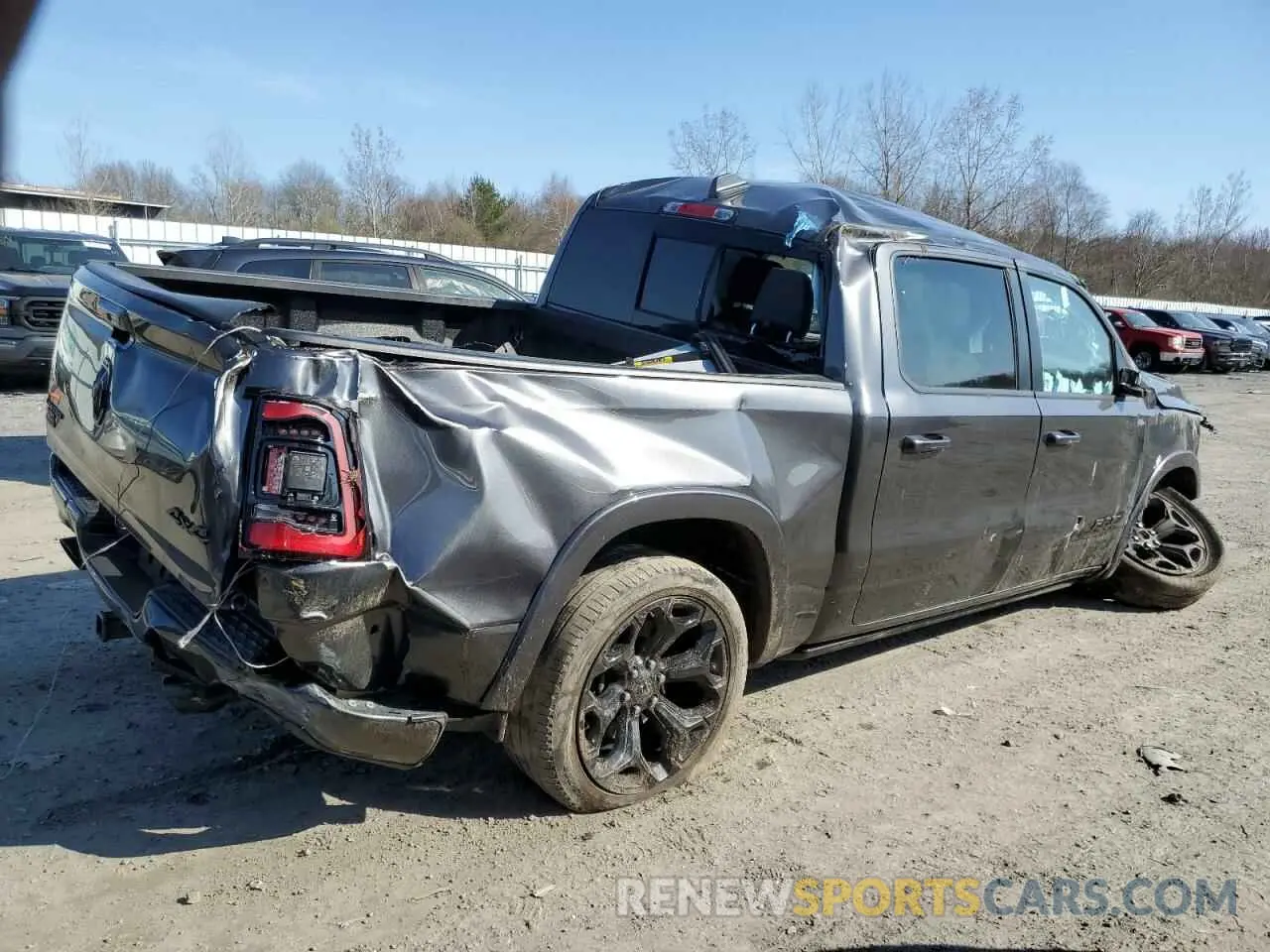 3 Photograph of a damaged car 1C6SRFHT0NN281976 RAM 1500 2022