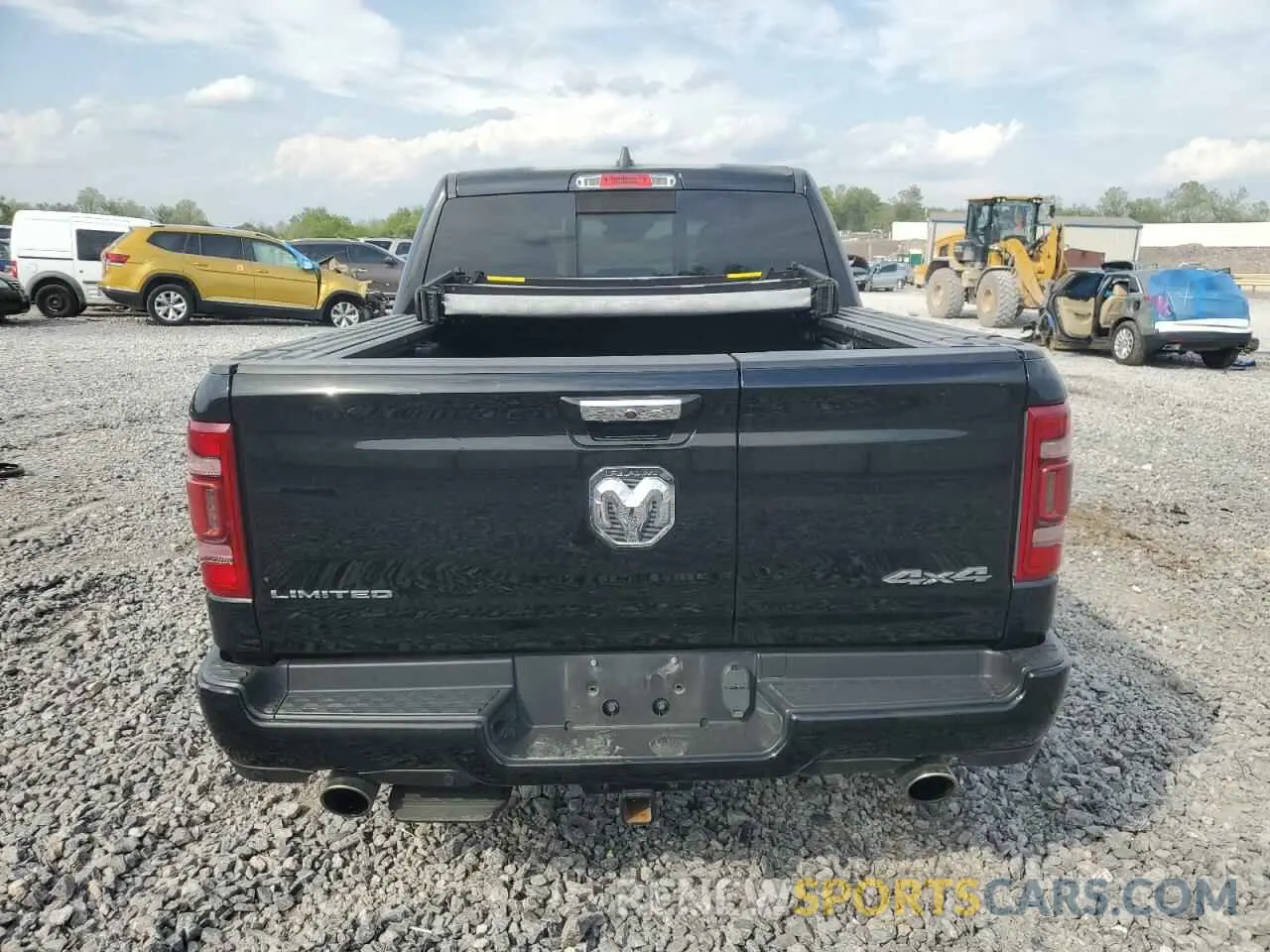 6 Photograph of a damaged car 1C6SRFHT3NN109831 RAM 1500 2022