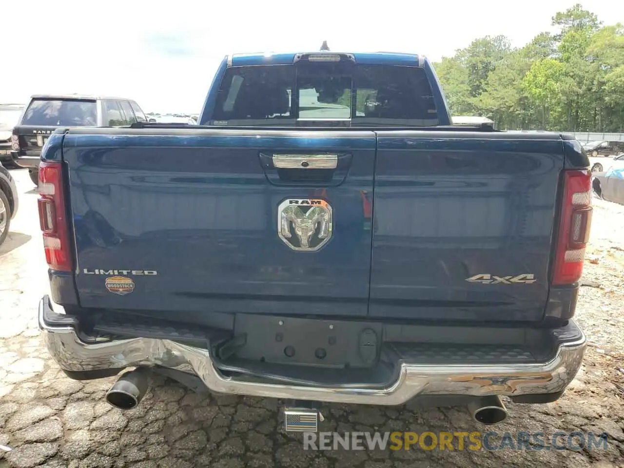 6 Photograph of a damaged car 1C6SRFHT4NN164627 RAM 1500 2022