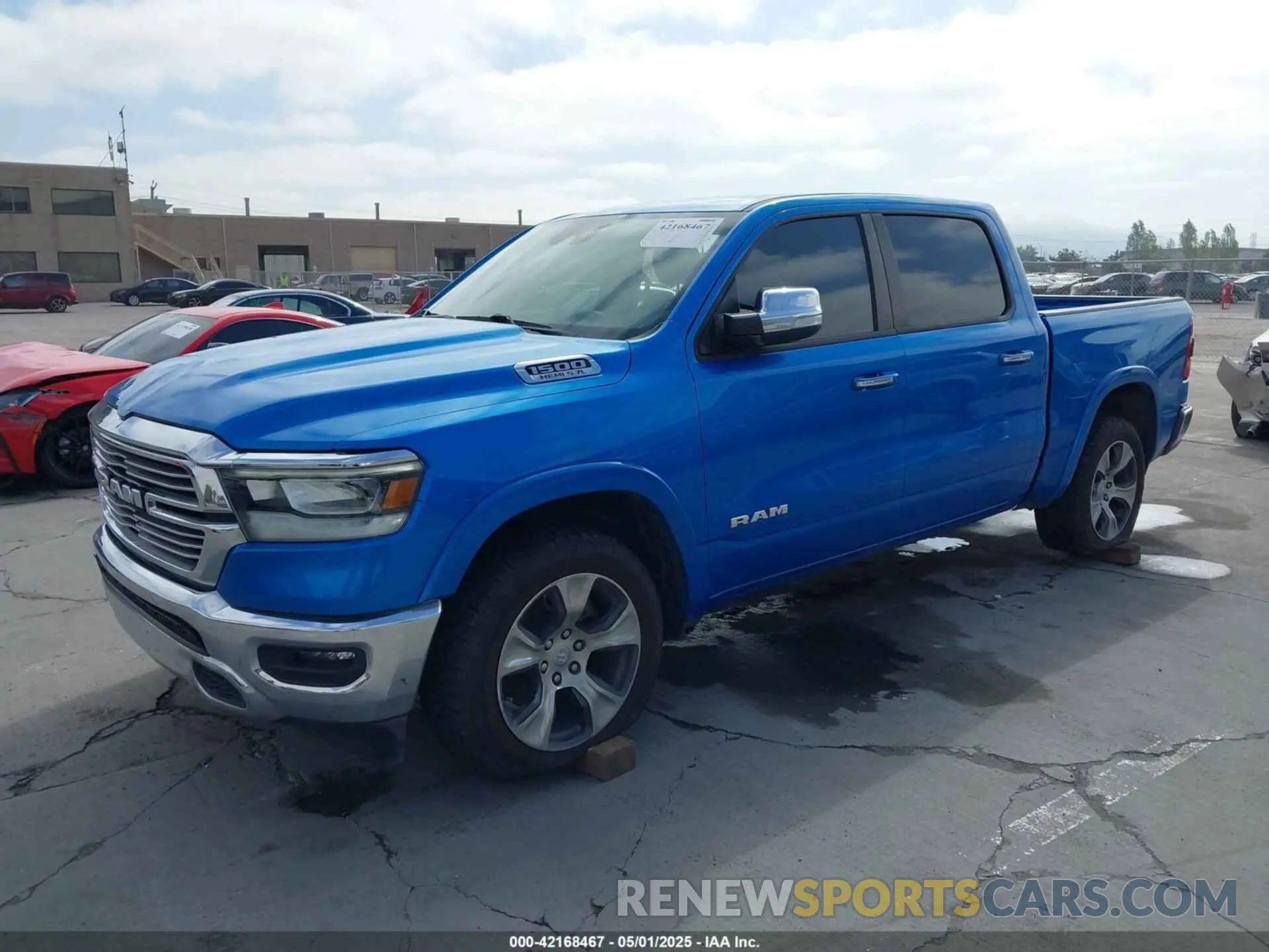 2 Photograph of a damaged car 1C6SRFJT0NN352135 RAM 1500 2022