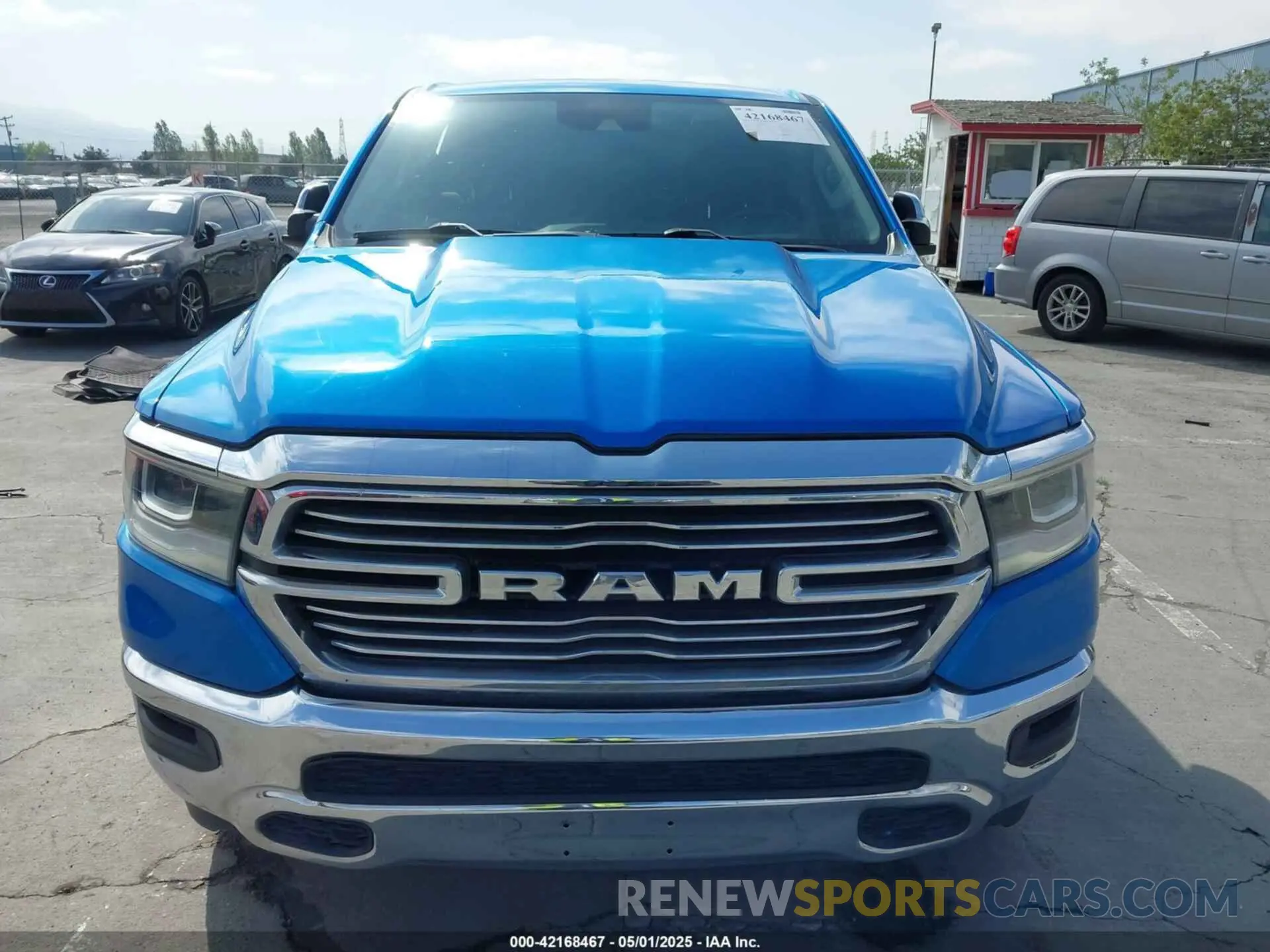 6 Photograph of a damaged car 1C6SRFJT0NN352135 RAM 1500 2022