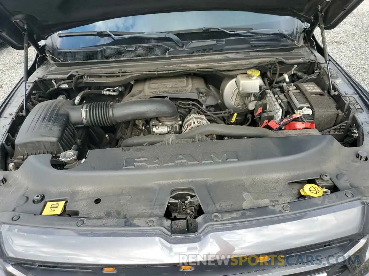 11 Photograph of a damaged car 1C6SRFJT2NN310923 RAM 1500 2022