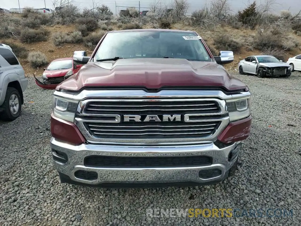 5 Photograph of a damaged car 1C6SRFJT3NN248495 RAM 1500 2022