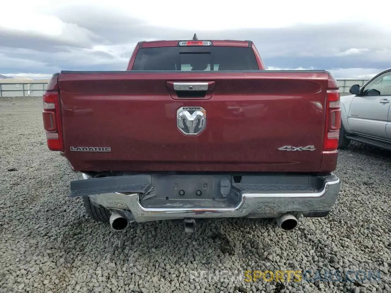 6 Photograph of a damaged car 1C6SRFJT3NN248495 RAM 1500 2022
