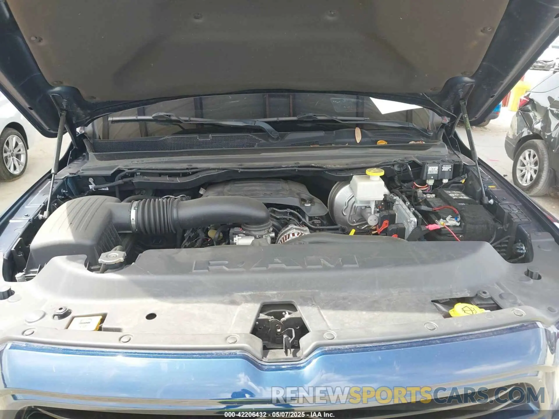 10 Фотография поврежденного автомобиля 1C6SRFJT5NN296693 RAM 1500 2022