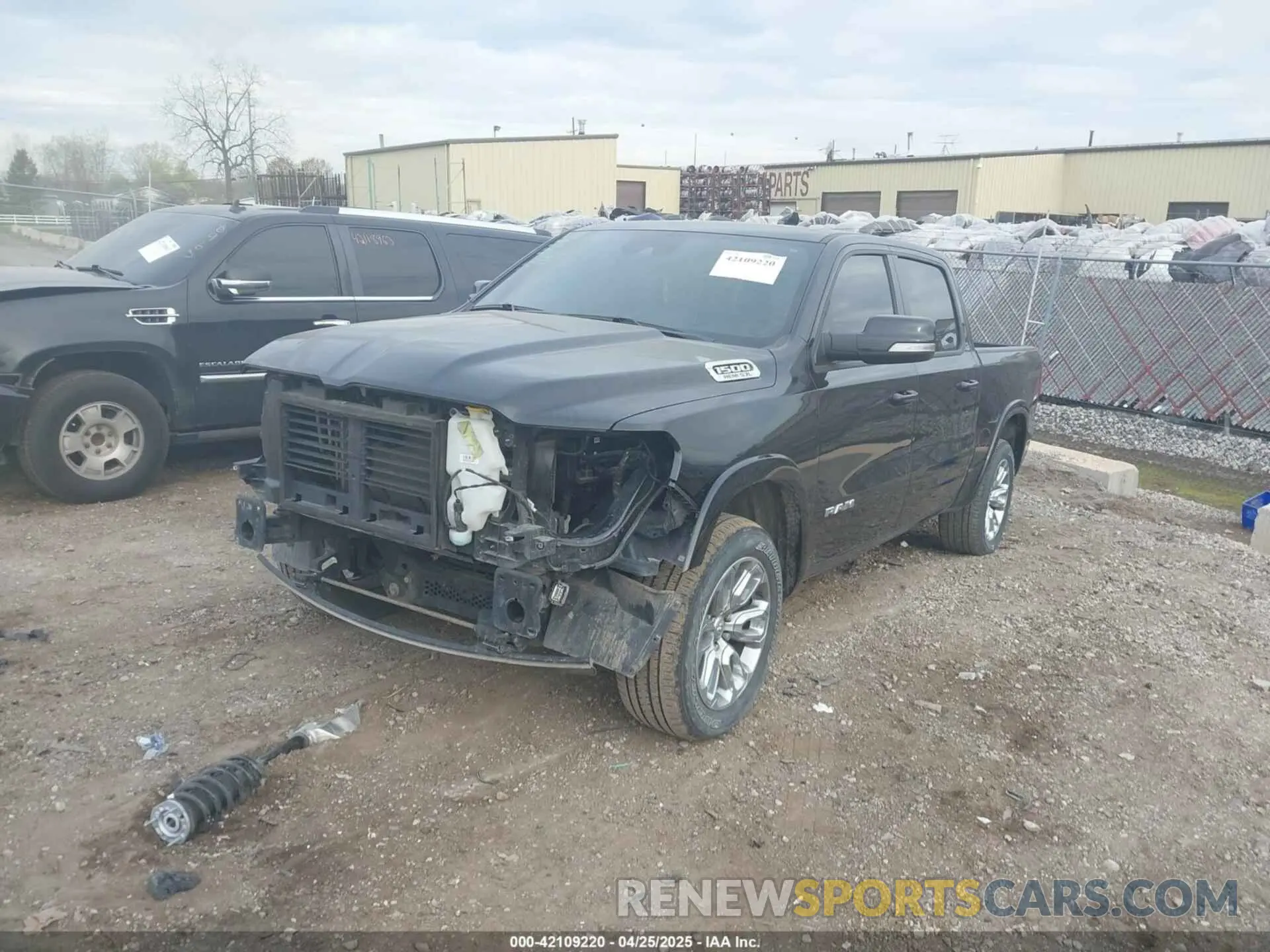2 Photograph of a damaged car 1C6SRFJT6NN402536 RAM 1500 2022
