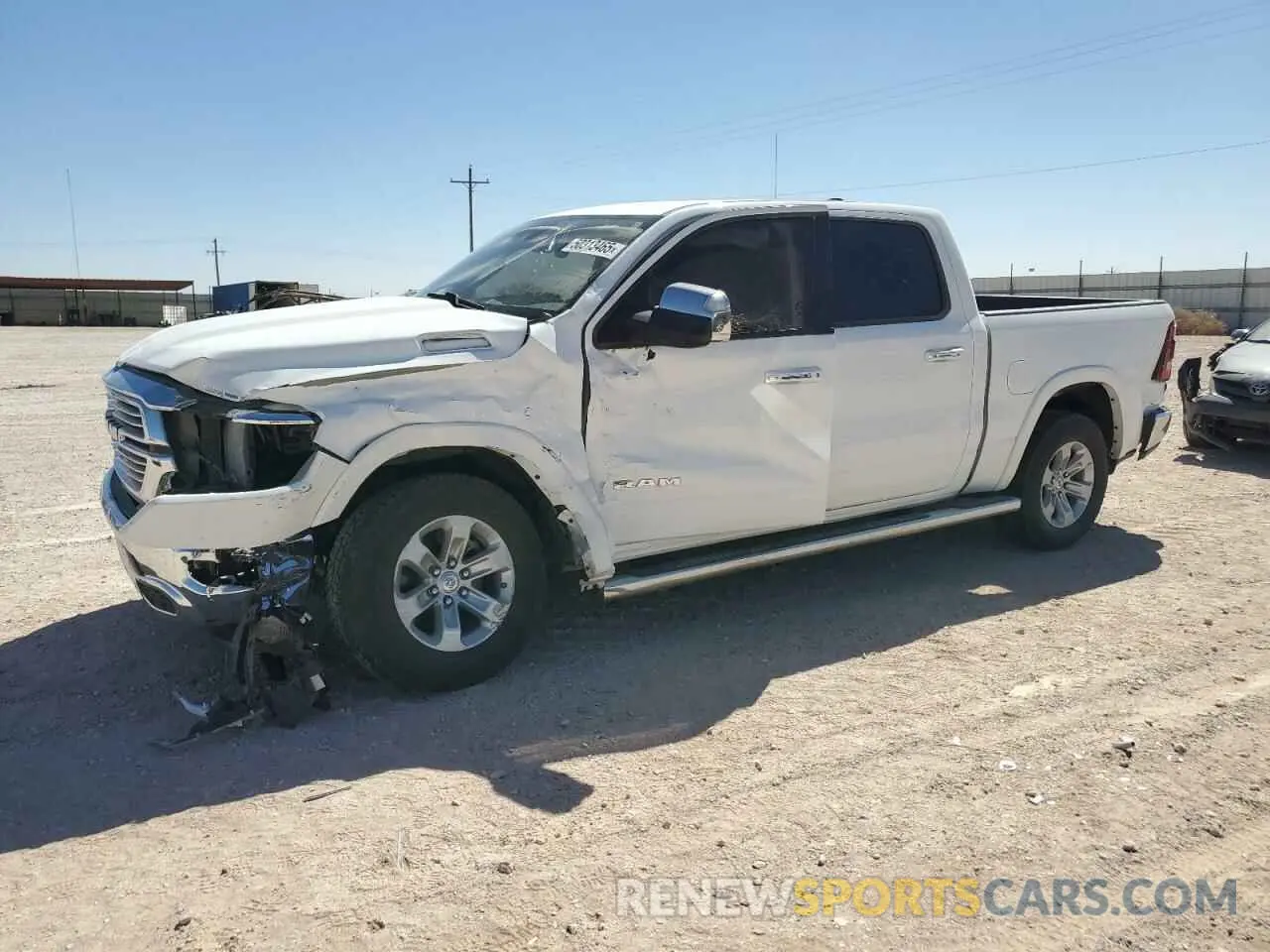 1 Photograph of a damaged car 1C6SRFJT7NN378568 RAM 1500 2022