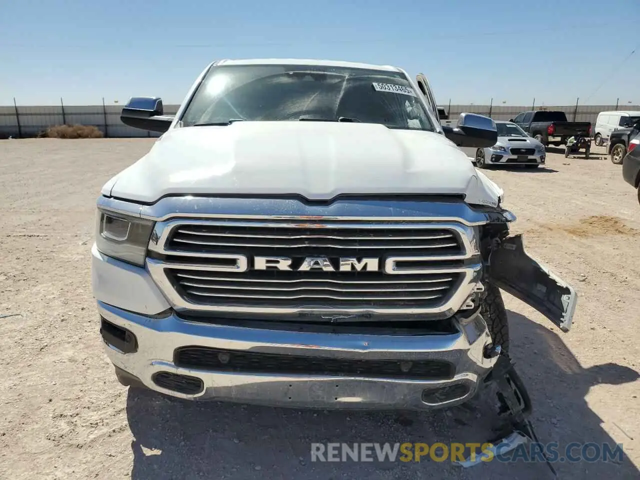 5 Photograph of a damaged car 1C6SRFJT7NN378568 RAM 1500 2022