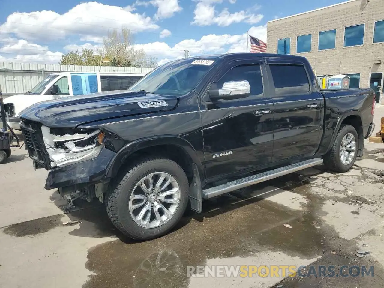 1 Фотография поврежденного автомобиля 1C6SRFJT8NN396741 RAM 1500 2022