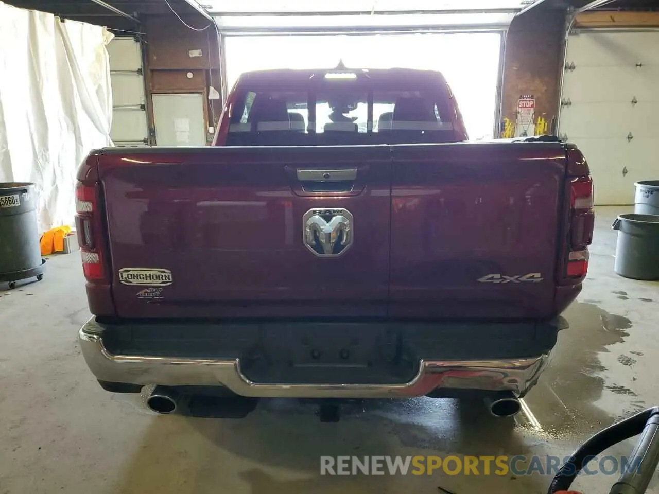 6 Photograph of a damaged car 1C6SRFKT2NN377066 RAM 1500 2022
