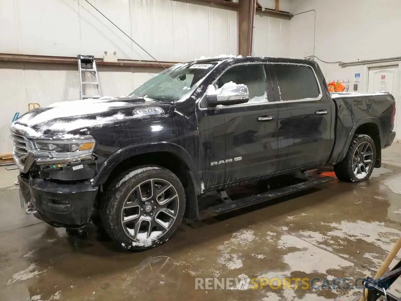 1 Photograph of a damaged car 1C6SRFKT8NN107890 RAM 1500 2022