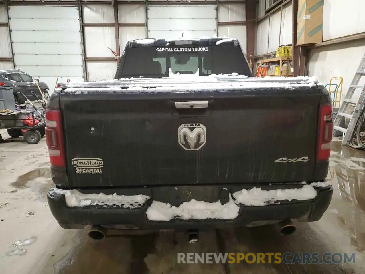 6 Photograph of a damaged car 1C6SRFKT8NN107890 RAM 1500 2022