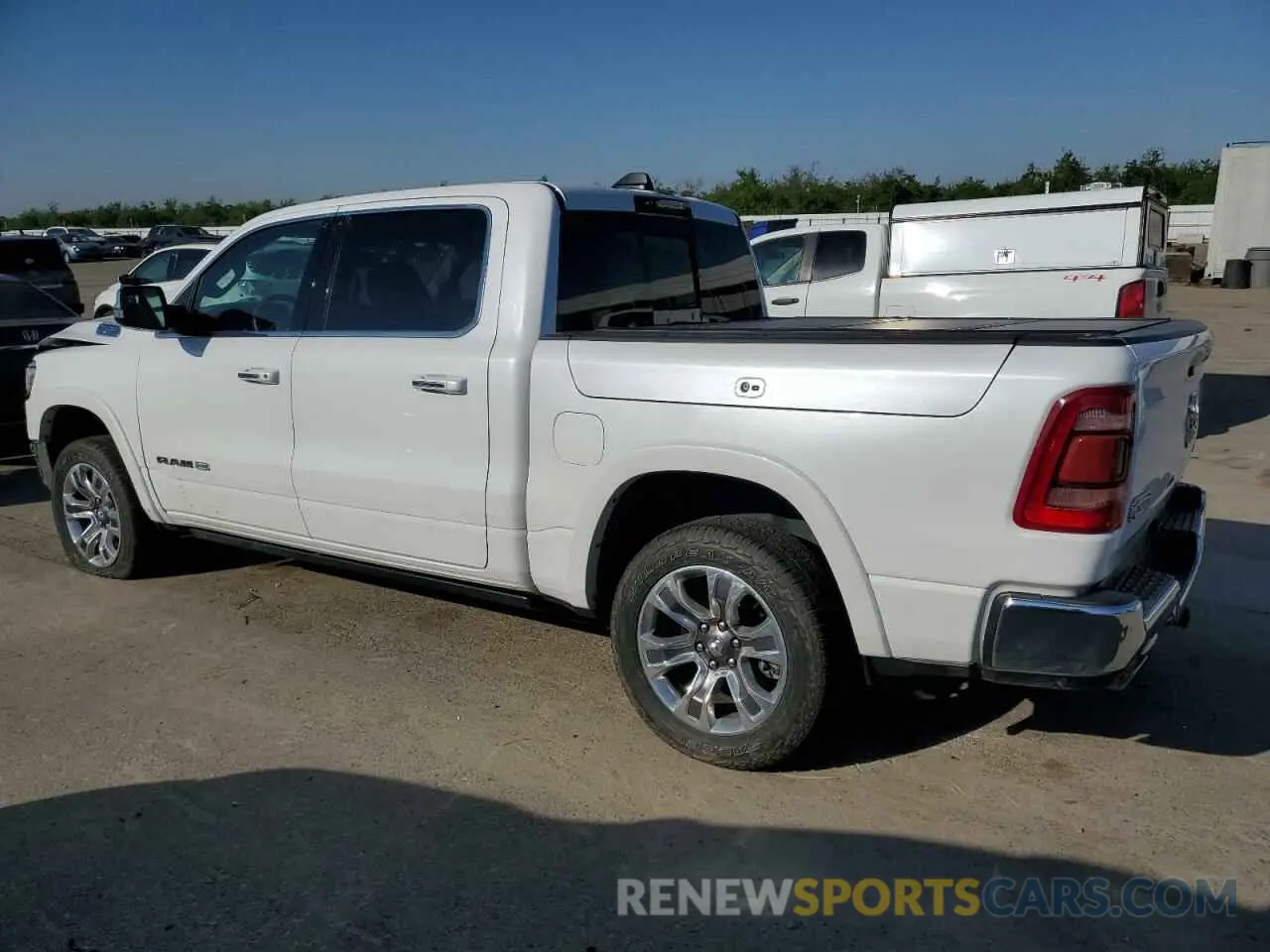 2 Photograph of a damaged car 1C6SRFKTXNN213838 RAM 1500 2022