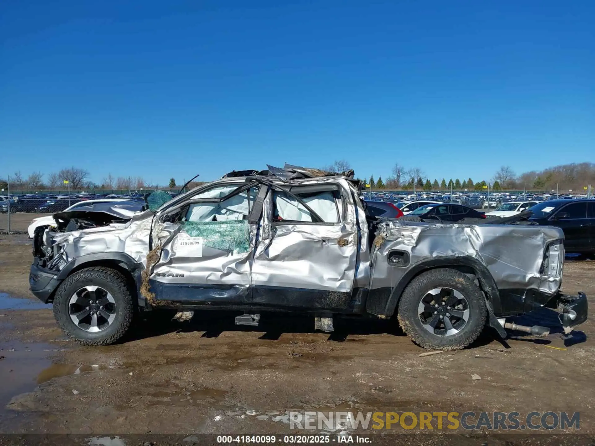 14 Photograph of a damaged car 1C6SRFLT7NN196608 RAM 1500 2022
