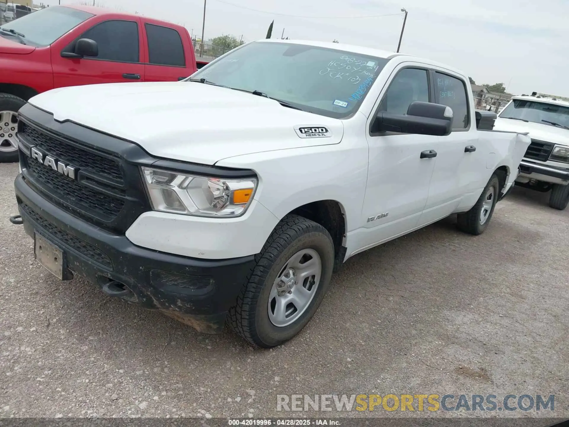 2 Photograph of a damaged car 1C6SRFNT0NN416927 RAM 1500 2022