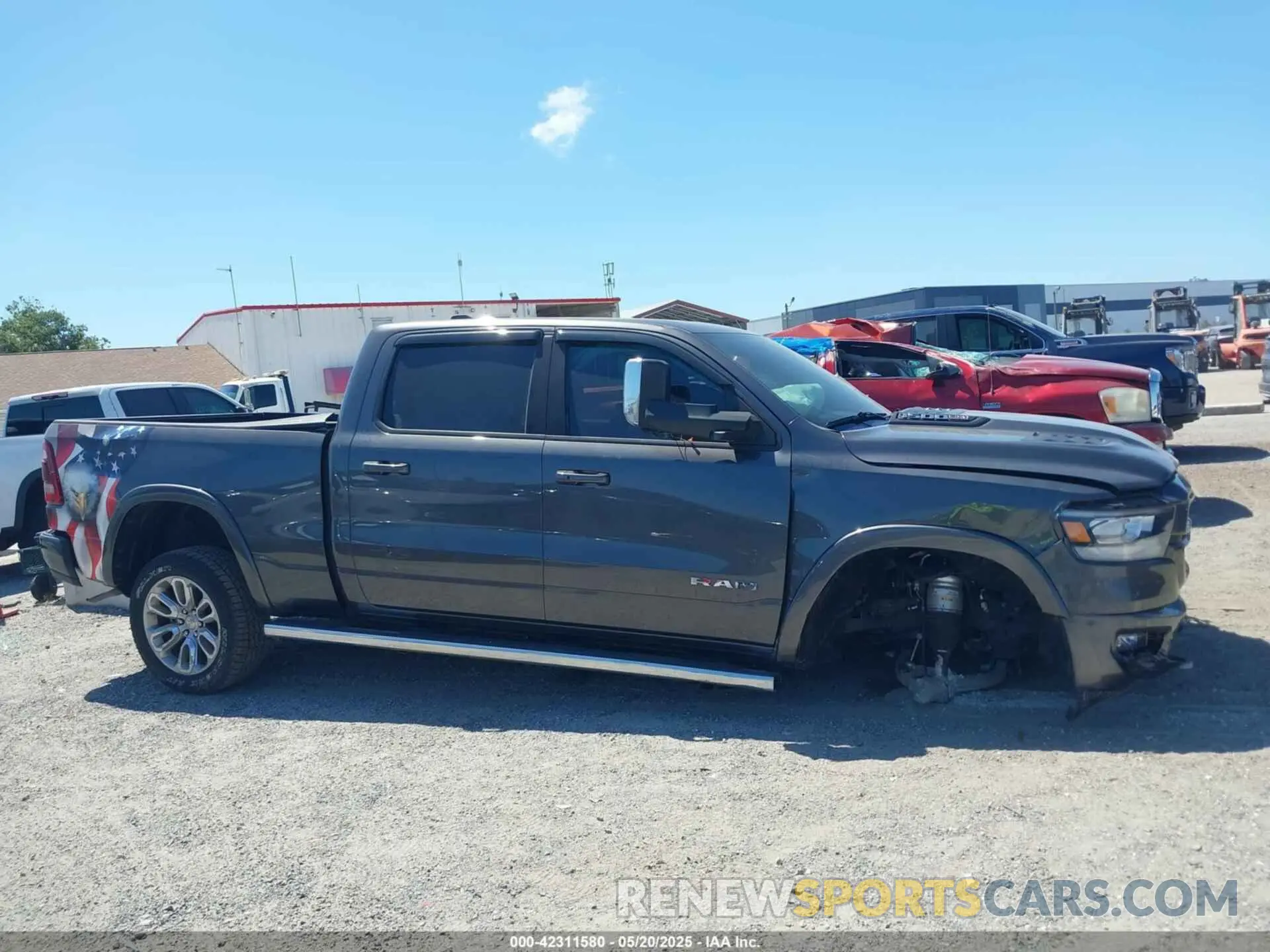 12 Photograph of a damaged car 1C6SRFRM6NN217271 RAM 1500 2022